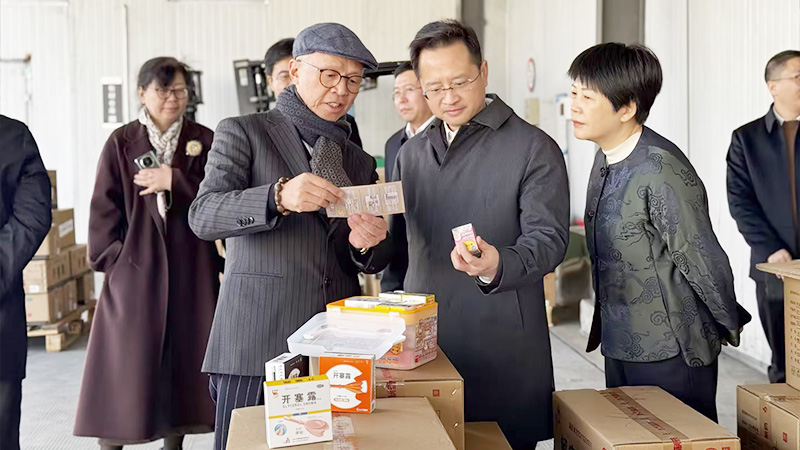 奉贤区委书记袁泉一行调研AG8亚洲国际游戏集团制药